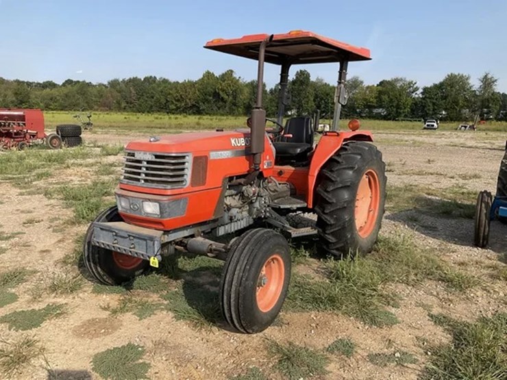 kubota-m4900-image-1