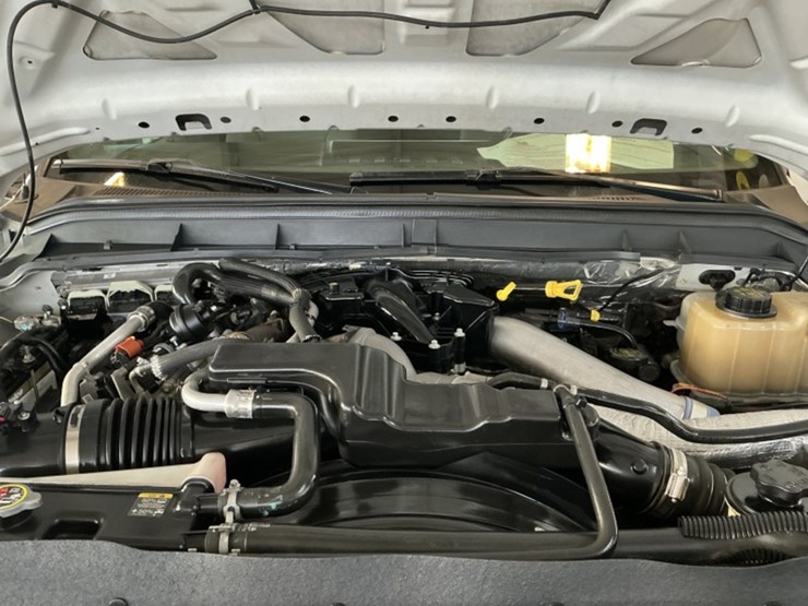 2013-ford-f550-image-11