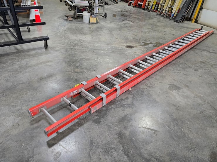 #9732-•-loisville-40'-extension-ladder-image-5