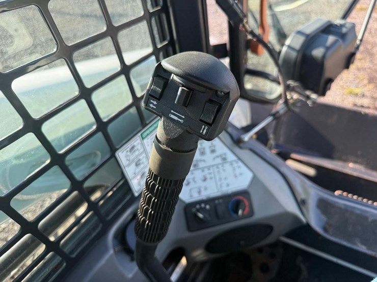 2016-bobcat-s510-image-19