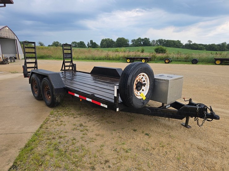 #9622-•-2001-davis-16'-tag-trailer-image-7