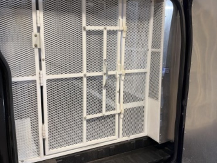 2018-ford-transit-image-10