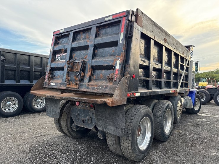 peterbilt-379-image-7