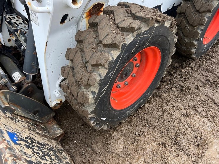 2018-bobcat-s570-image-13