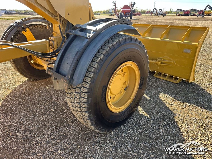 caterpillar-140m-image-29