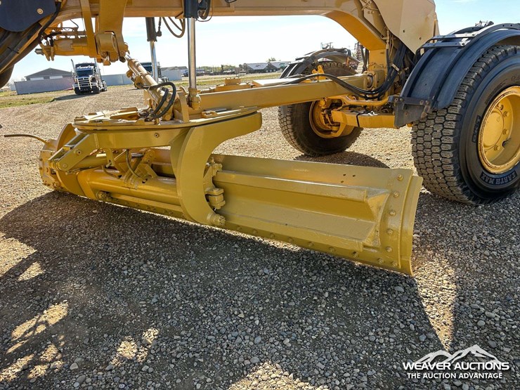 caterpillar-140m-image-10