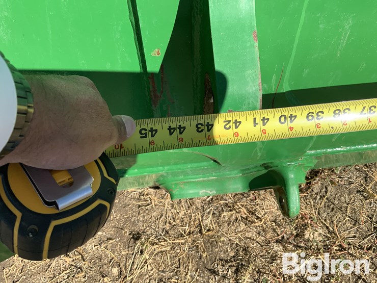john-deere-grapple-bucket-image-15