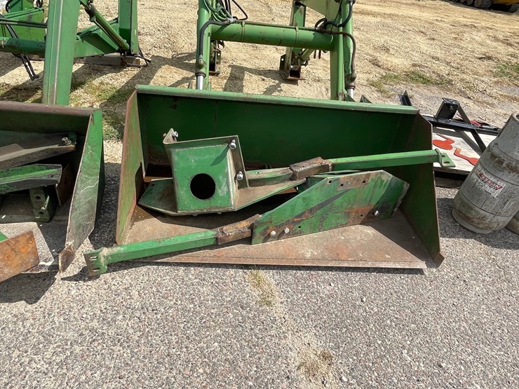 #1326-•-john-deere-j145-loader-with-bucket-image-22