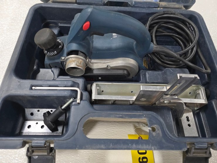 #9724-•-bosch-planer-image-3