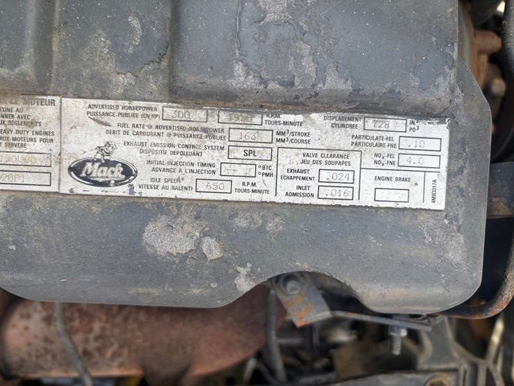 mack-rd688s-image-38