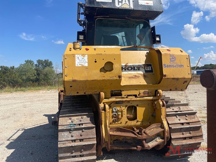 2010-cat-d7e-crawler-dozer-image-3