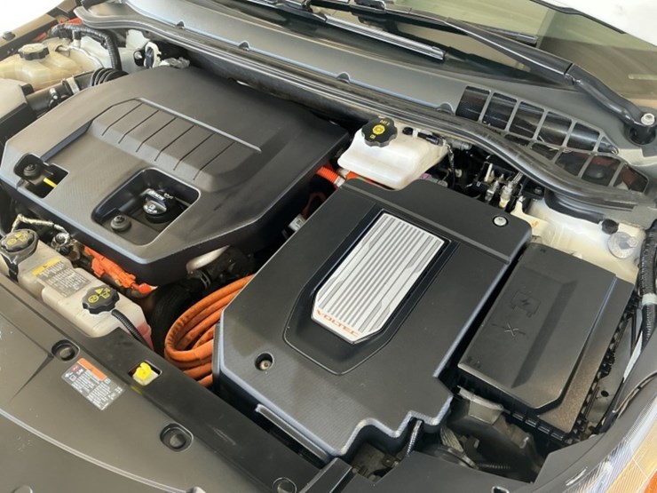 2015-chevrolet-volt-sdn-image-11