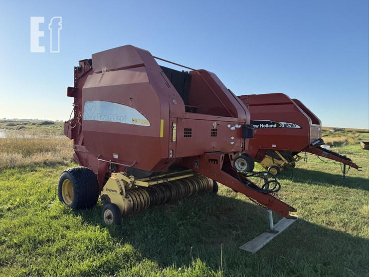 2008-new-holland-br7090-image-3