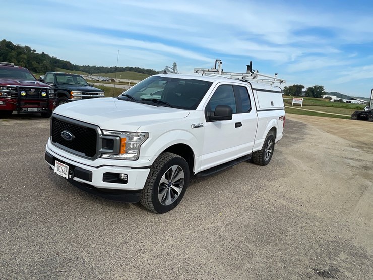 2020-ford-f150-image-1