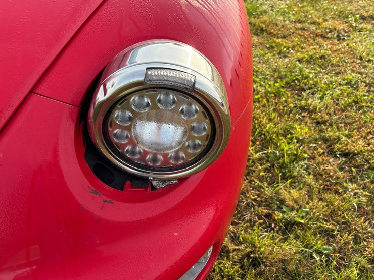 #1307-•-2001-volkswagon-beetle-(has-wi-title)-image-11