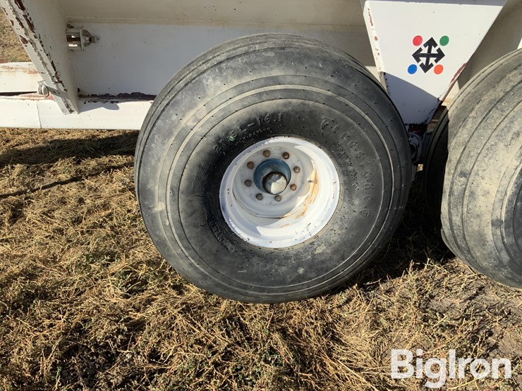farmhand-t/a-fertilizer-spreader-image-19