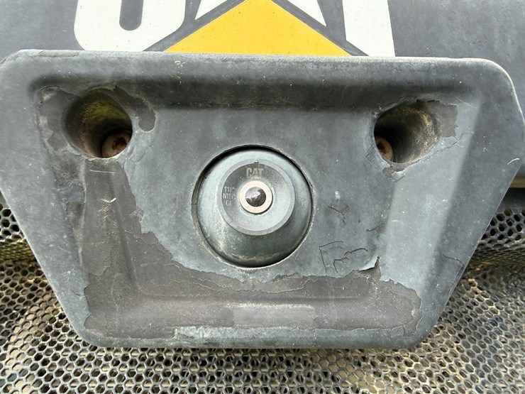 2017-caterpillar-930m-image-16
