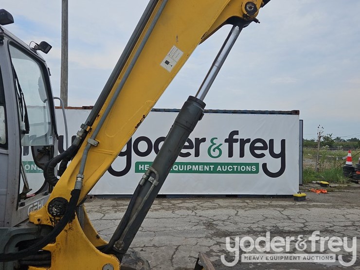 2008-neuson-8003-image-16