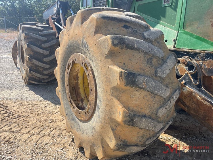 2009-john-deere-848h-skidder-image-9