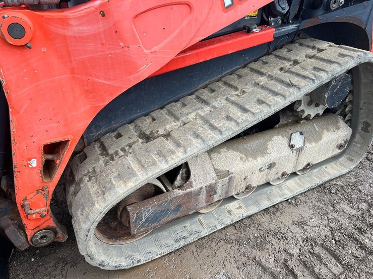 2019-kubota-svl75-2-image-14