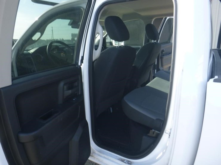 2021-dodge-1500-image-7