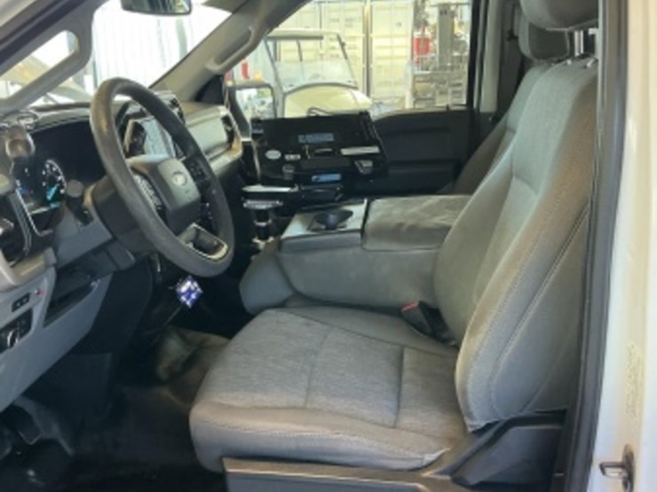 2021-ford-f150-image-21