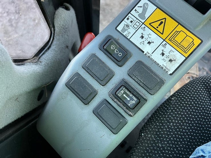 2024-bobcat-e38-image-27