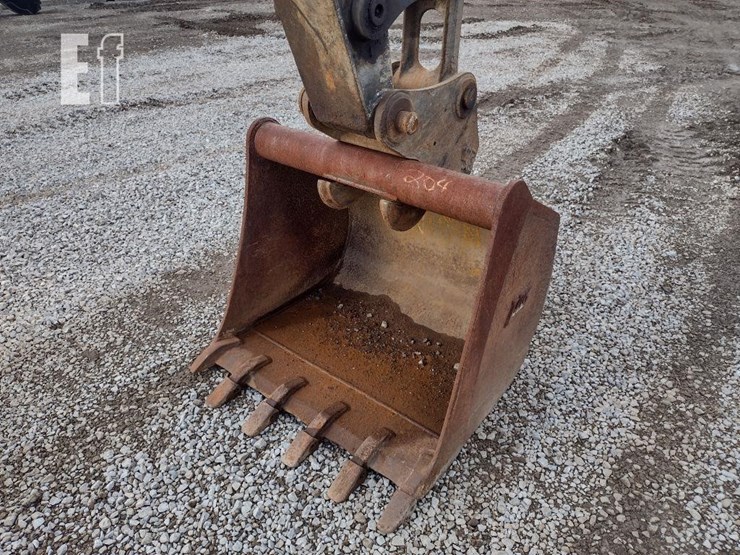 2018-deere-85g-image-25