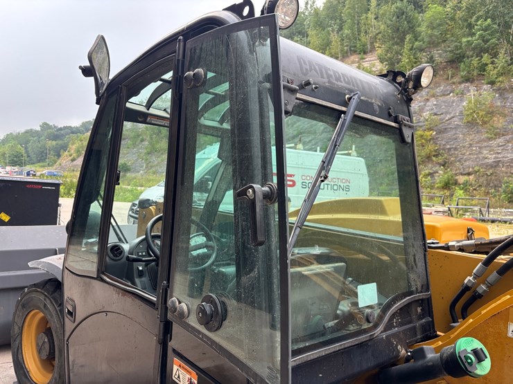 caterpillar-th255-image-21
