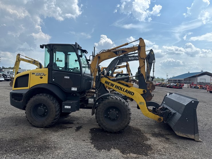 new-holland-w80c-image-4