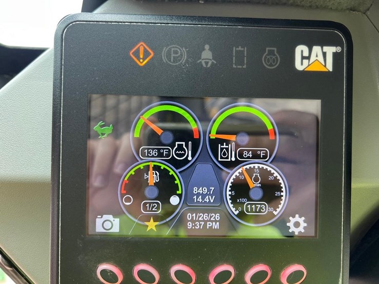 2015-caterpillar-262d-image-21