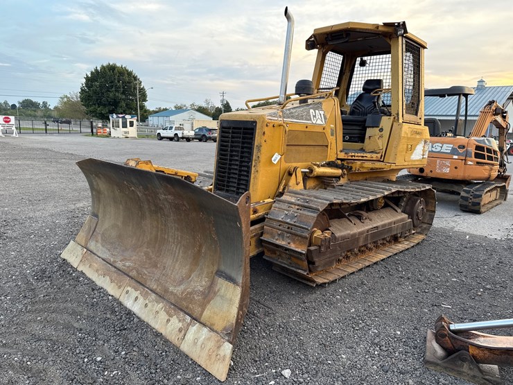 caterpillar-d5g-image-1
