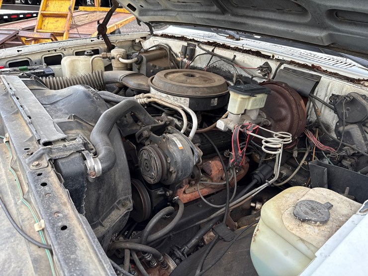 1989-chevrolet-3500-image-17