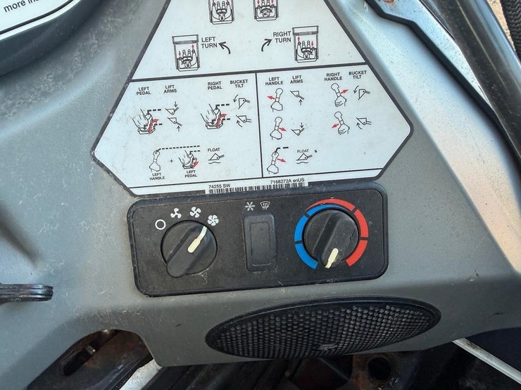 2018-bobcat-s550-image-16