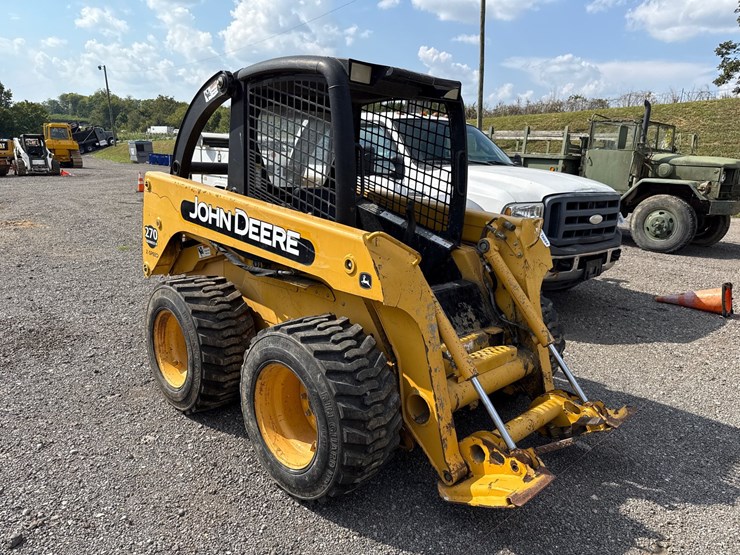 john-deere-270-image-3