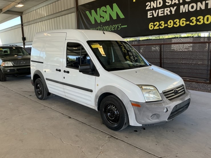 2011-ford-transit-connect-image-2