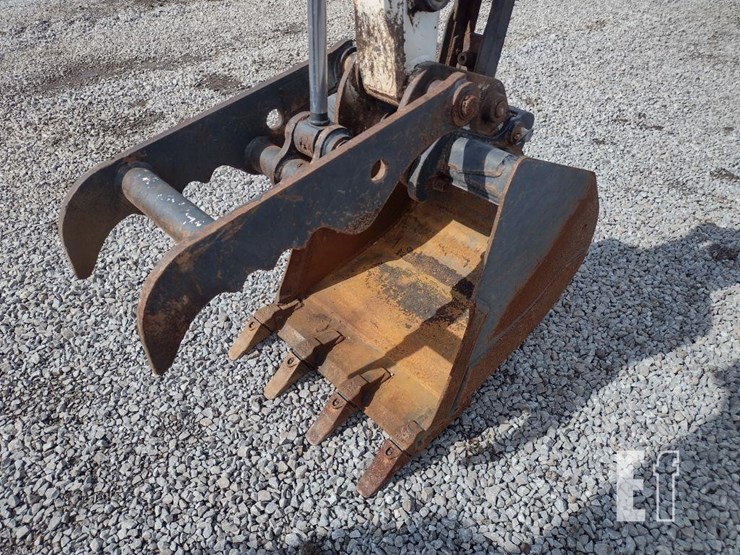 2018-bobcat-e32i-image-24