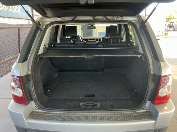 2008-land-rover-range-rover-sport-image-9