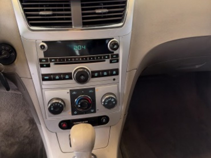 2012-chevrolet-malibu-sdn-image-20
