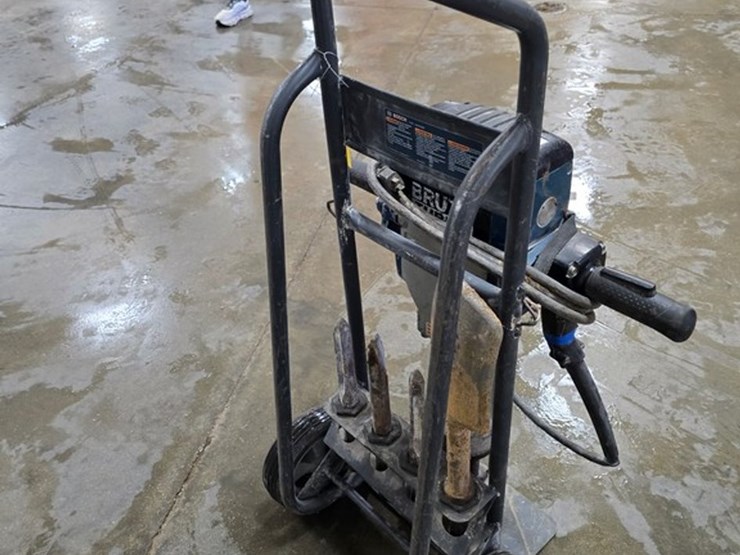 #9688-•-bosh-3611-brute-turbo-jack-hammer-image-6