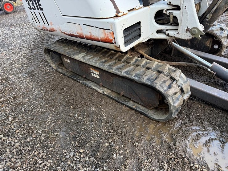 2005-bobcat-331g-image-12