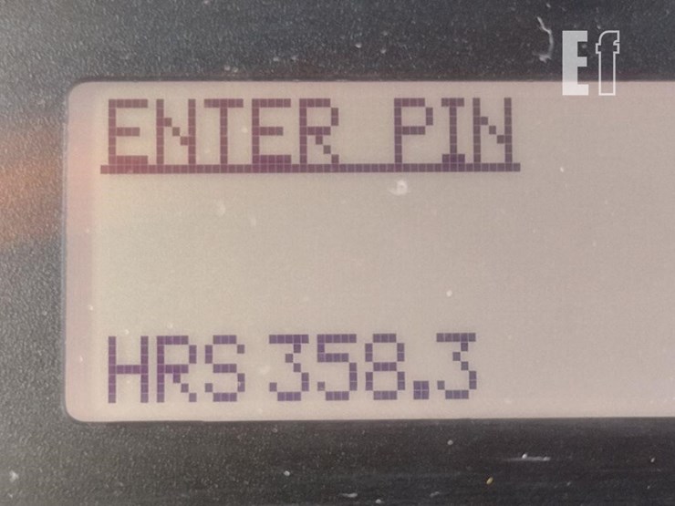 2023-deere-550k-lgp-image-6