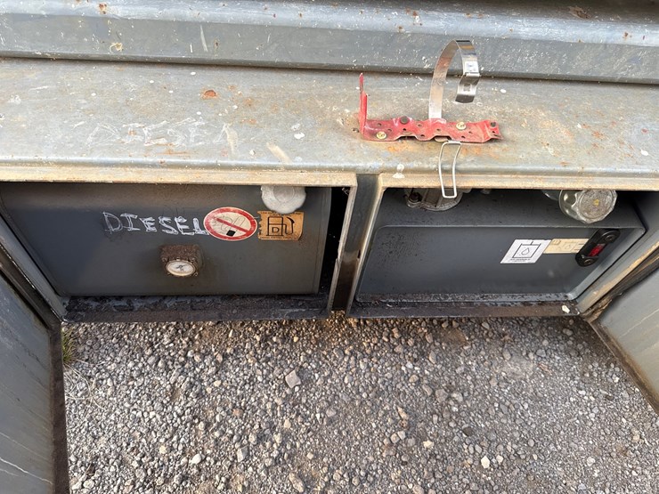#2083-•-sky-jack-sj7135-scissor-lift-image-5