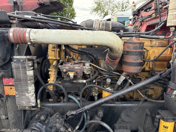 1997-peterbilt-357-image-17
