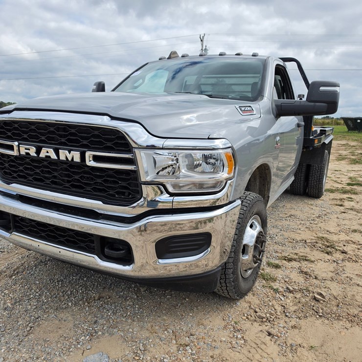 2024 DODGE 3500
