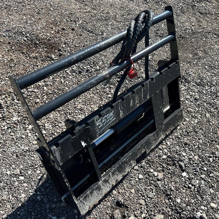 GIYI Mini Skid Steer Side Shift Fork Frame