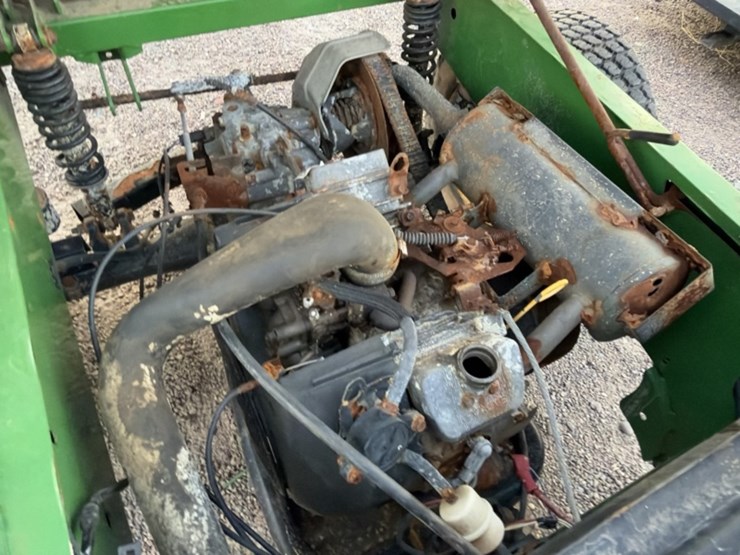 john-deere-gator-image-13