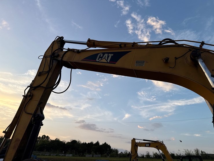 caterpillar-312cl-image-13