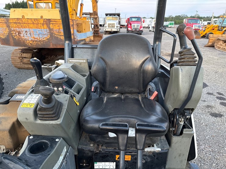 2020-bobcat-e35-image-13