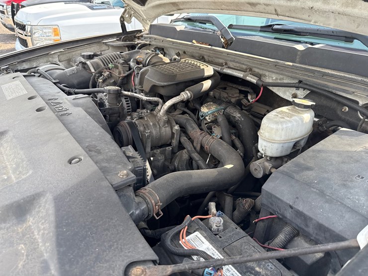 2008-chevrolet-3500-image-23
